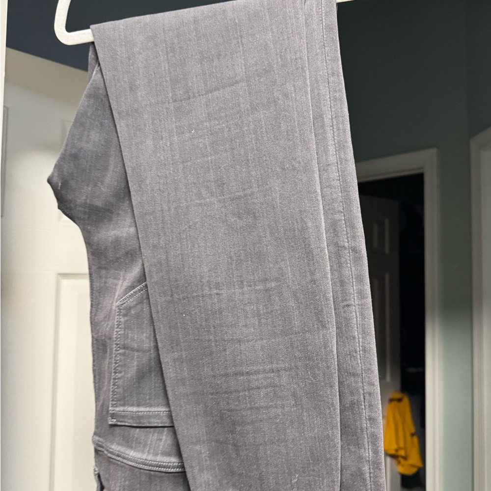 Women’s Liverpool  Gray jeans